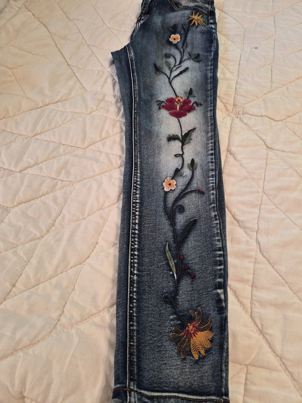VENUS Blue Skinny Jeans with Floral Embroidery - Picture 8 of 11